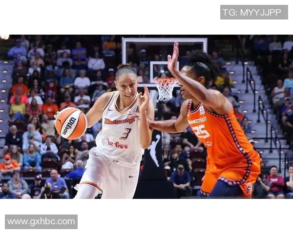 中国女篮勇战美国职联巅峰对决展现女子篮球新风采